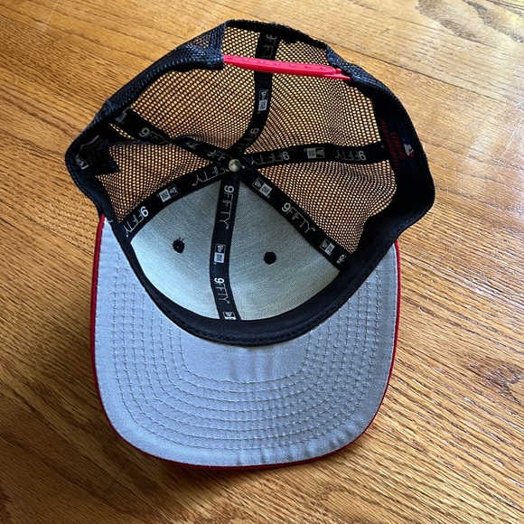 Like new red white and blue Boston Red Sox baseball hat - Picture 4 of 4